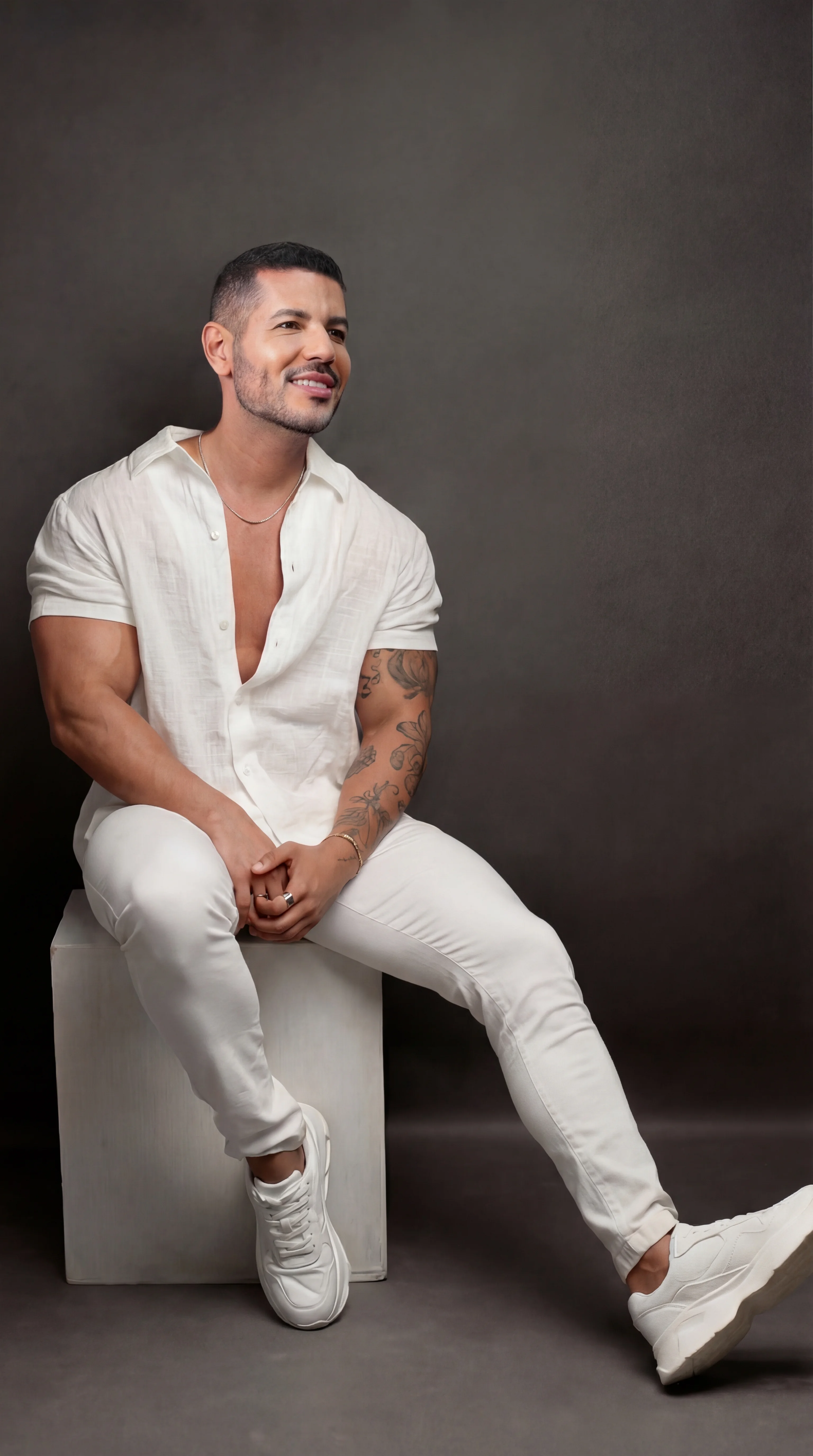 Foto IA · Dr. Walber look branco